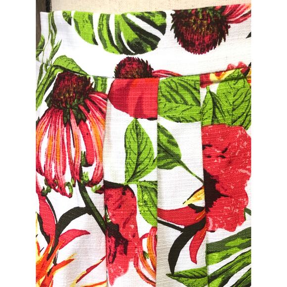 Eva Mendes New York & Co. Maddie Skirt Floral Red A Line Pleated Size 10 New - Picture 5 of 10